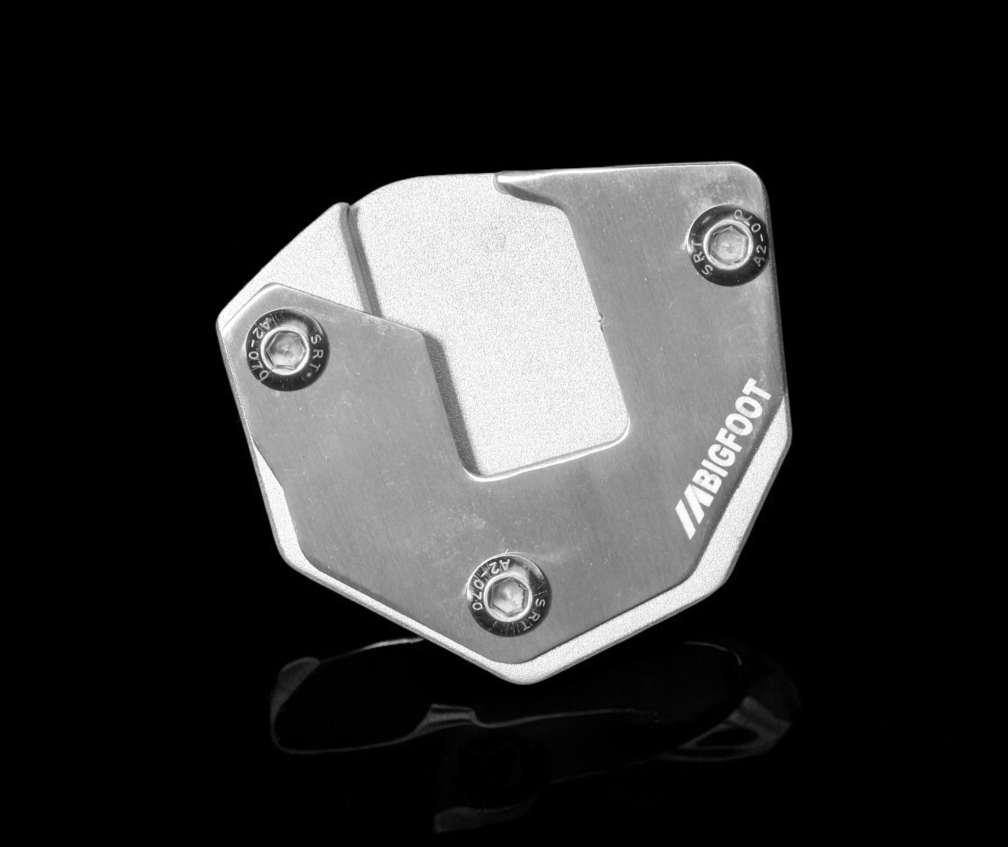 Machina Side stand extender for Suzuki Hayabusa Gen 1 / Gen 2 / Gen 3