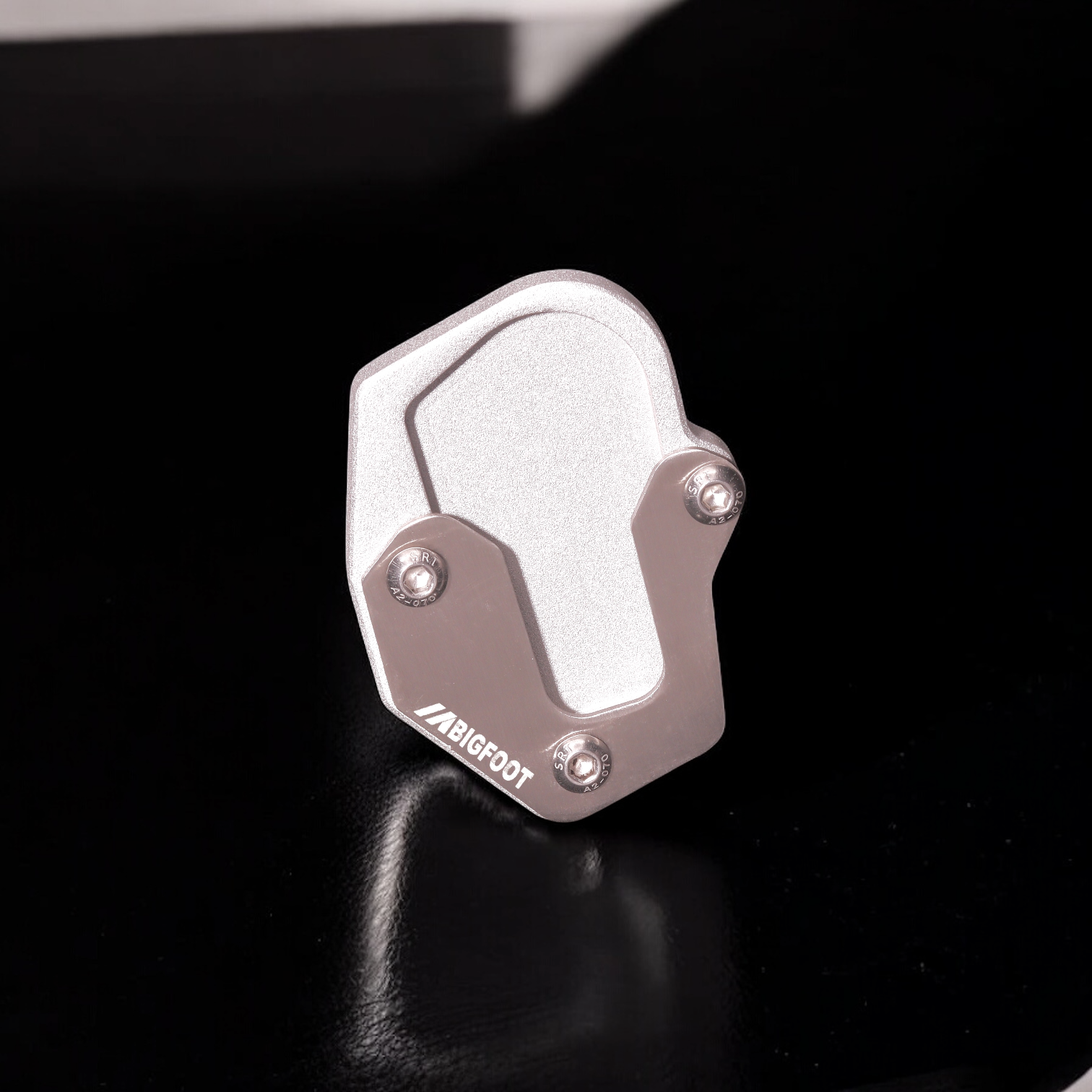 Machina Side stand extender for F 900 XR